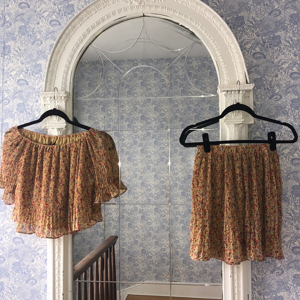 Petal & Pup 2 Piece Set